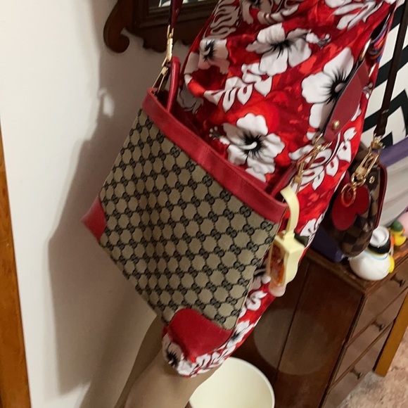 Authentic Gucci shoulder bag red medium - Picture 11 of 11